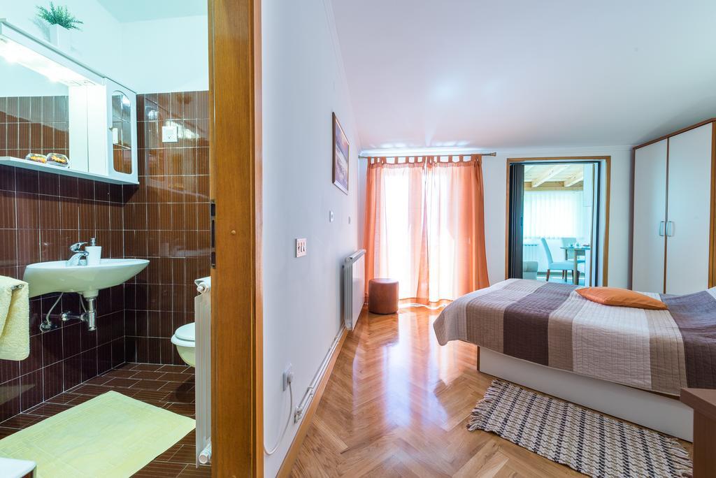 House Jelena Hotel Mlini Exterior photo