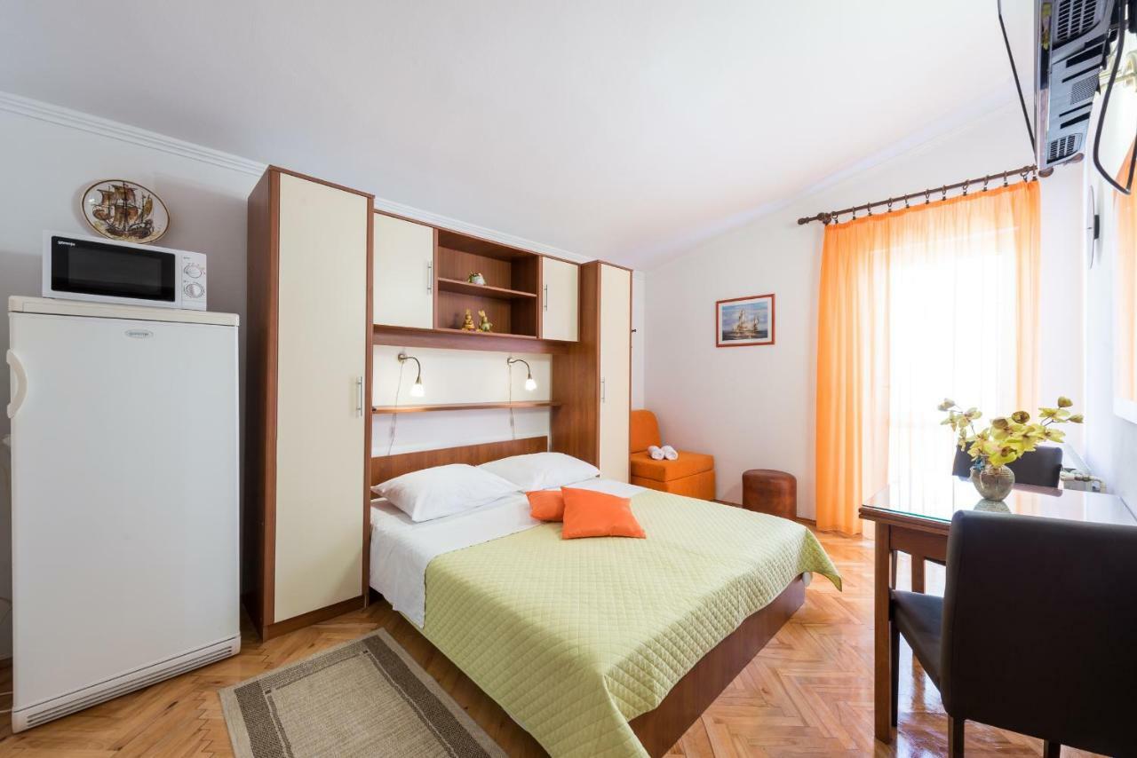House Jelena Hotel Mlini Exterior photo